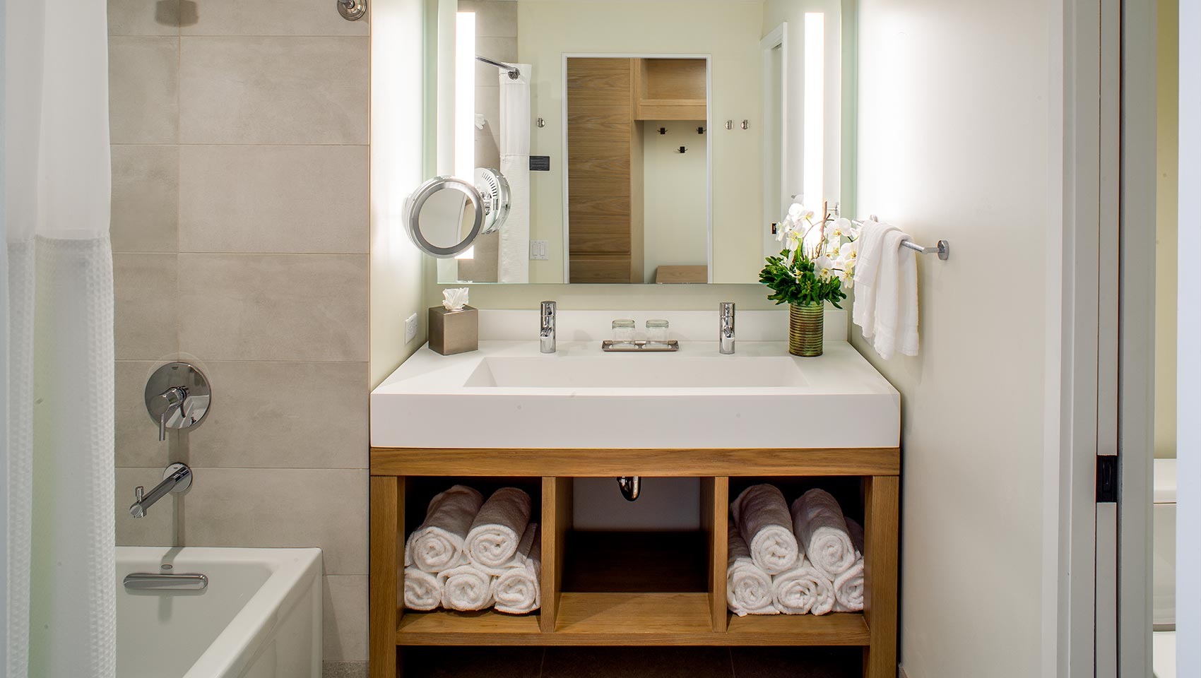 Grand Deluxe room at Limelight Ketchum
