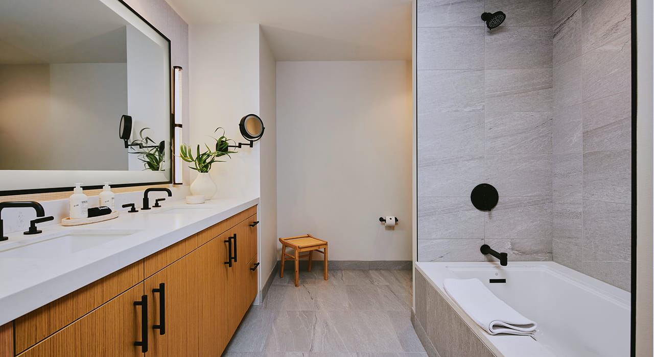 full bathroom in residences