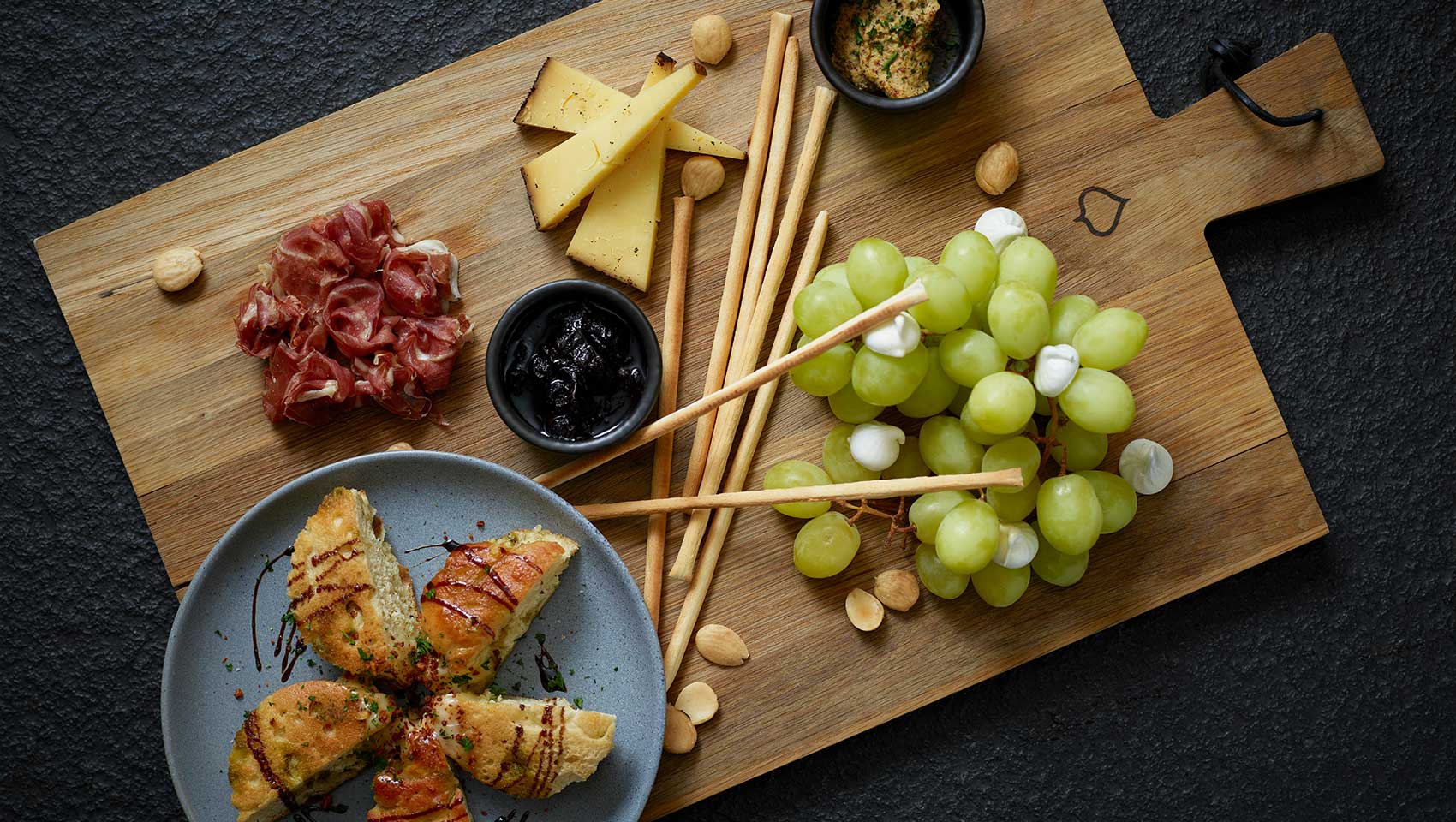 Cheeseboard 