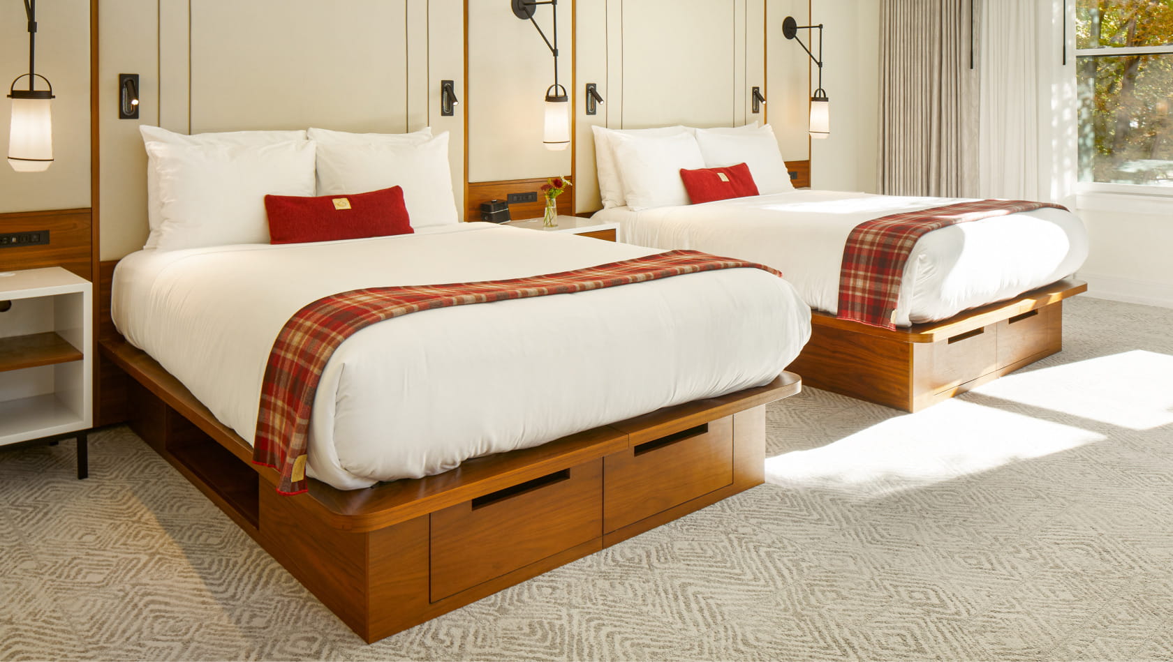 two queen beds in guest room