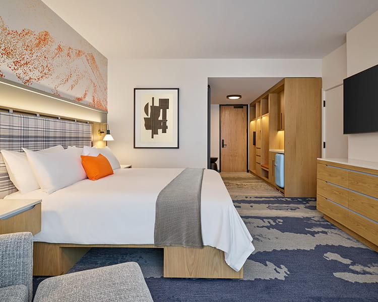 king guest room at limelight mammoth