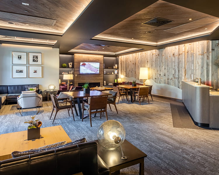 the lounge at snowmass mountain club
