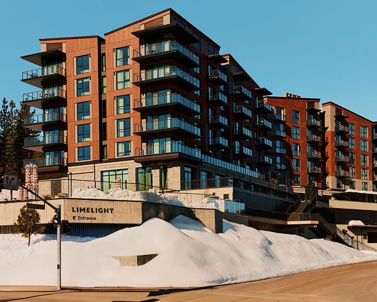 exterior of limelight mammoth in the winter