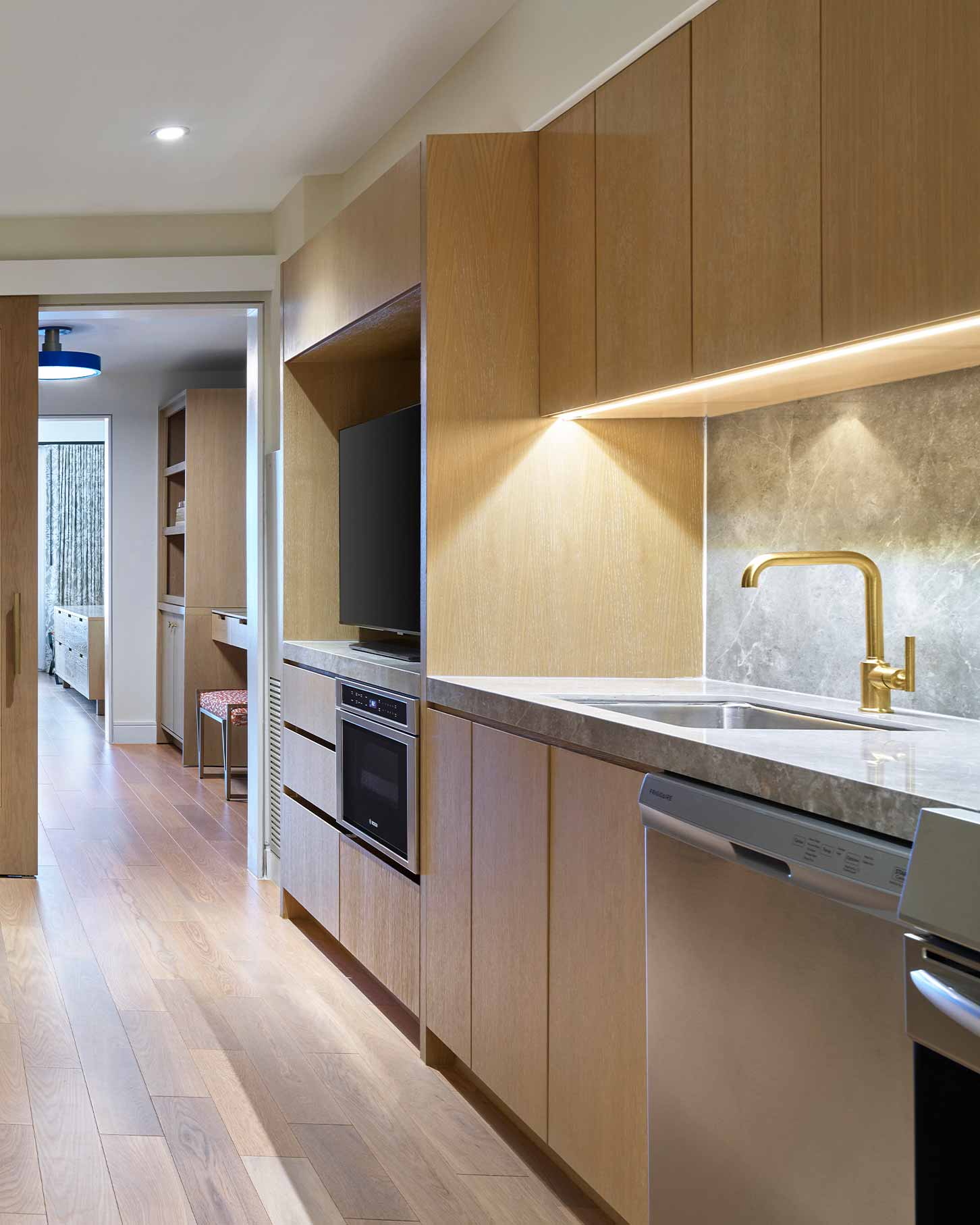 Kitchen in Aspen Suite