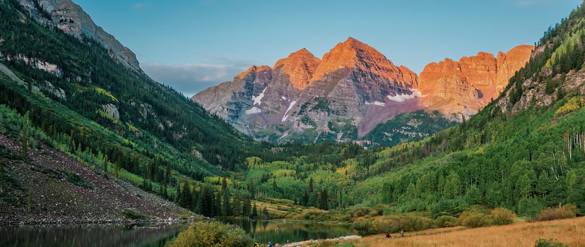 maroon bells in the summer