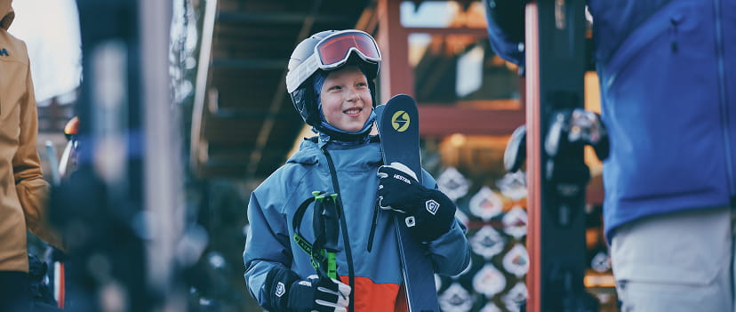 kid with skis
