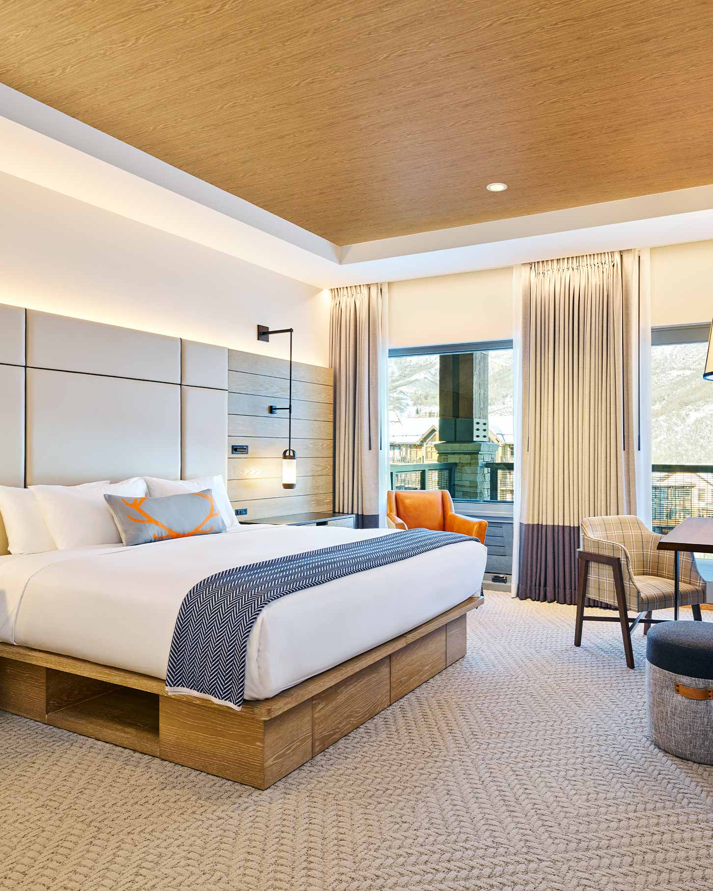Guest room at Limelight Snowmass