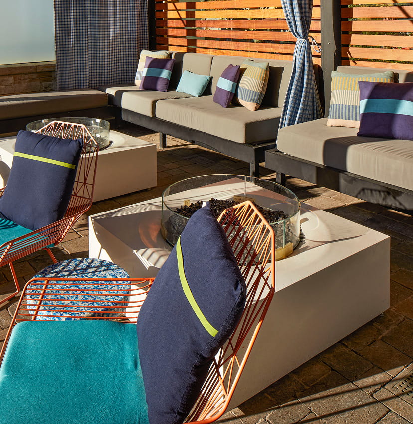 outdoor seating area