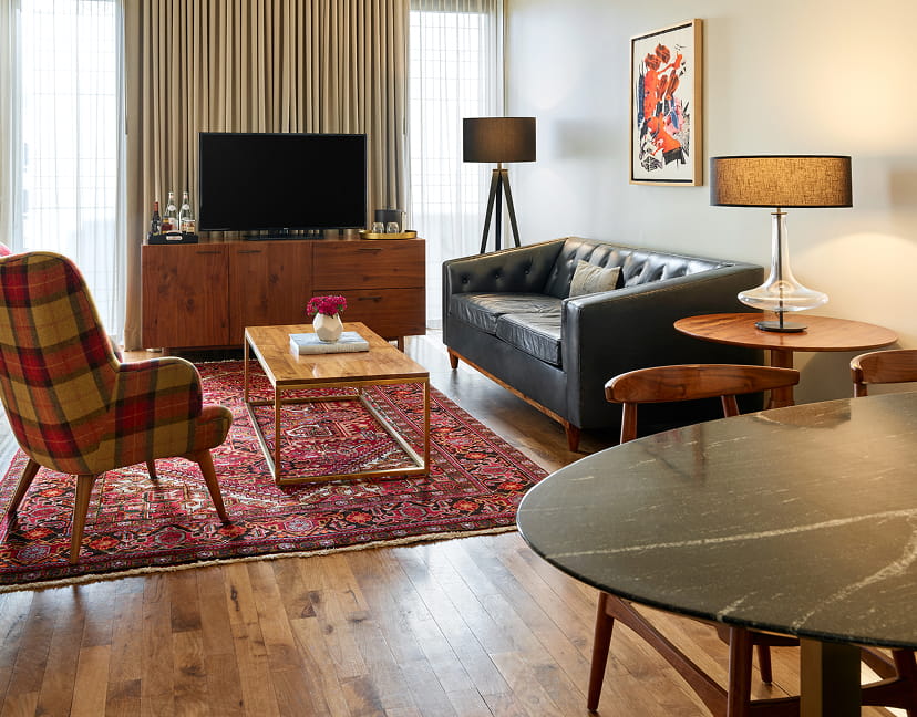 suite living room