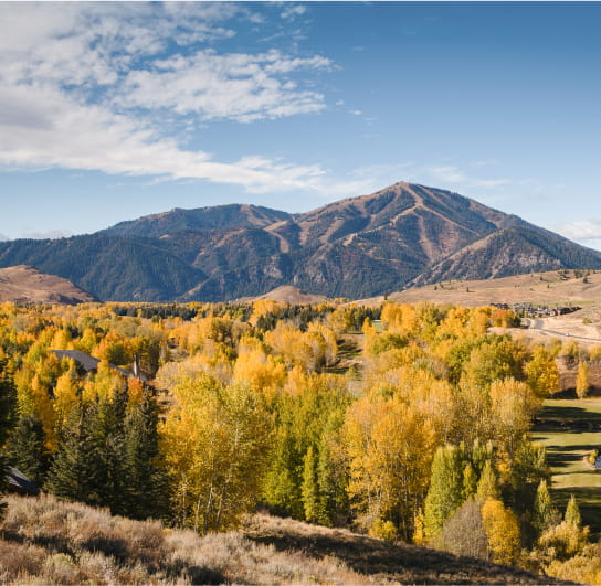 mountains in idaho in fall