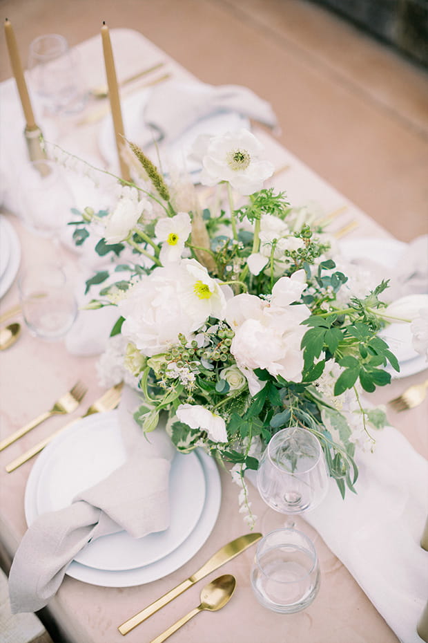 A dining arrangement set at Limelight Hotel in Ketchum, Idaho for a wedding.