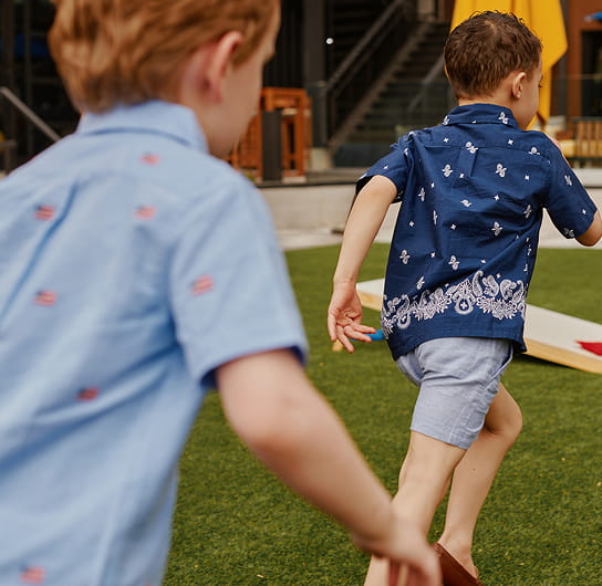 two kids running