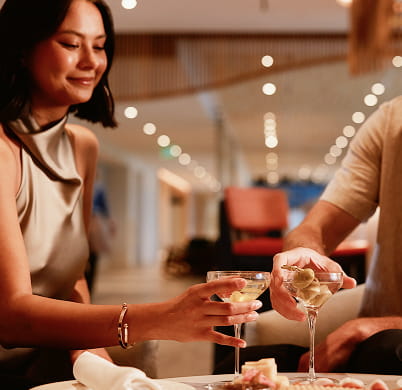 couple eating at the lounge