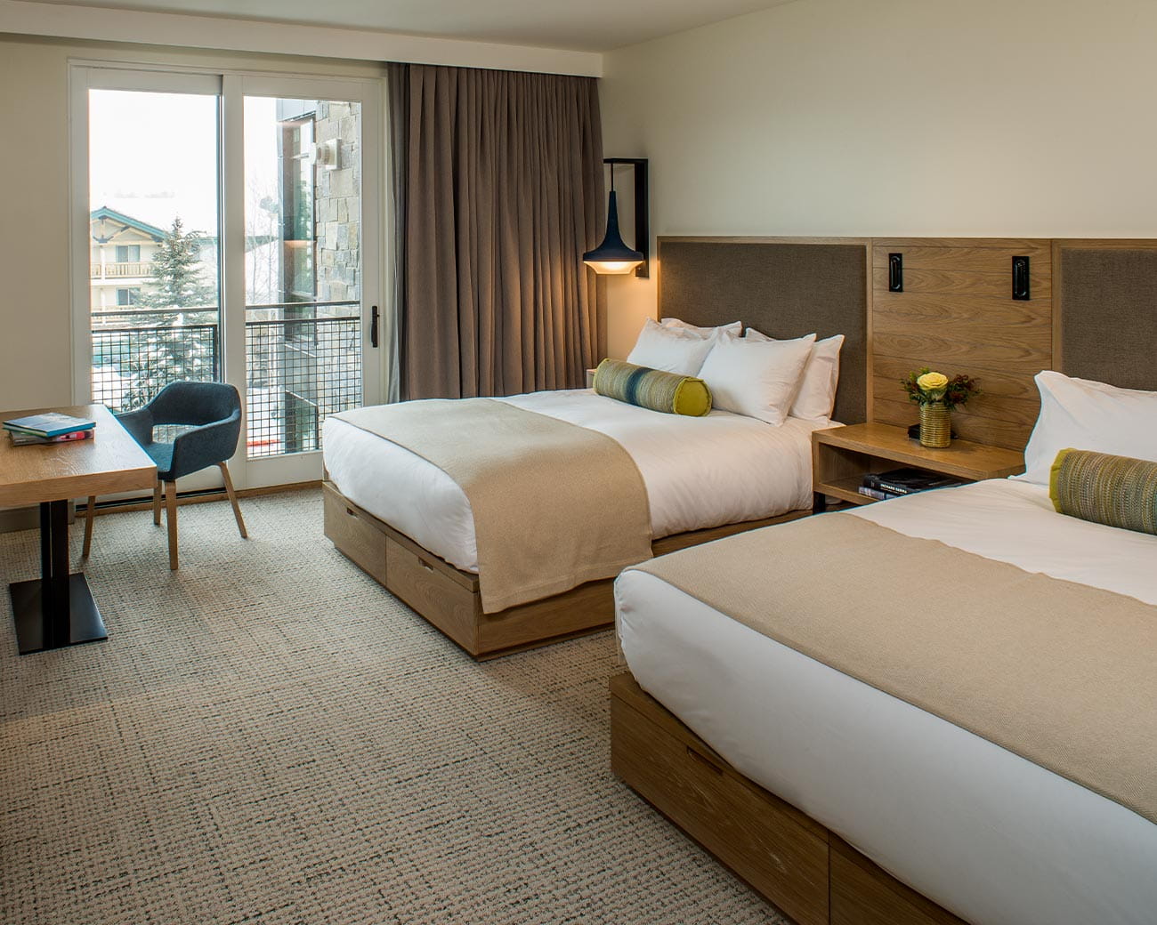 Limelight Ketchum Deluxe Room