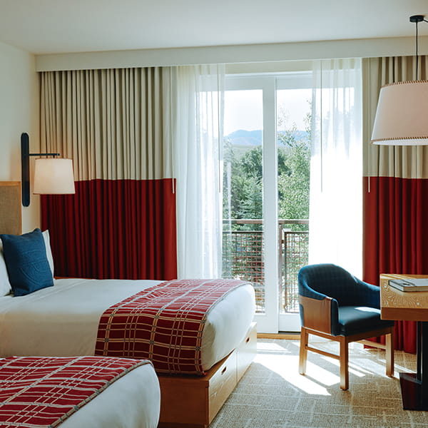 two queen beds in guest room